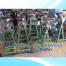 Mesin Penepung Jagung Disk mill DSS 15 Stainless Steel Giling Tepung Jagung + Mesin Bensin GX 160 (5,5 HP) Honda